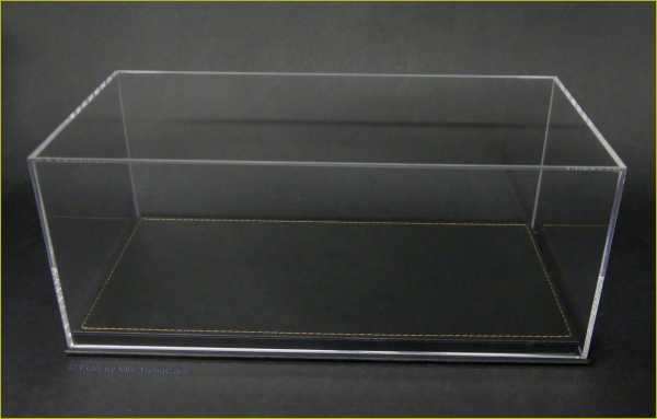 1:18 EDEL LEATHER ACRYLIC VITRINE / BLACK / DUST -